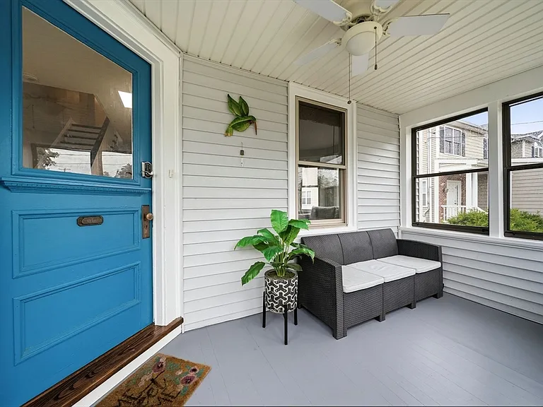 309 Hillside Ave — Photo 2
