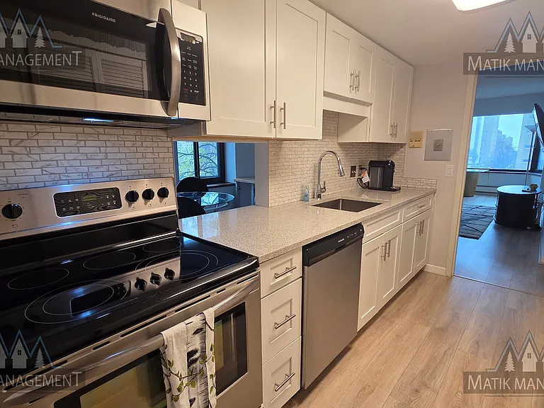 207 5th Ave SW #208 — Photo 7