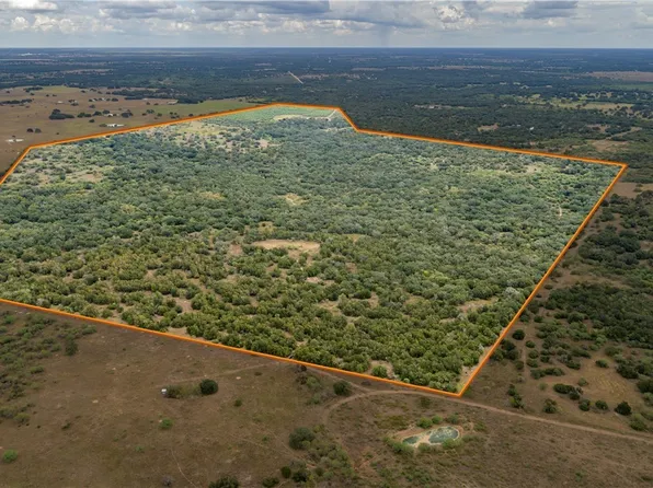 1078 Mueller Lang Rd, Cuero, TX 77954