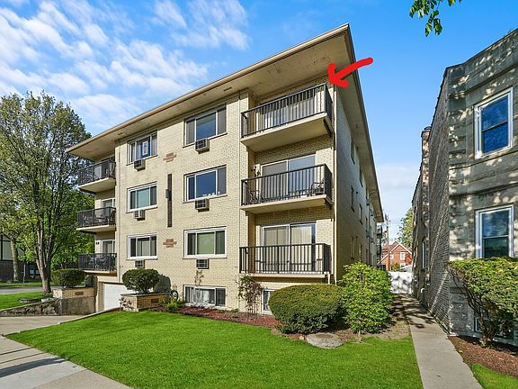 2nd image of 403 N Marion St APT 3A
