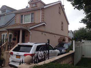 15125 21st Ave, Whitestone, NY 11357