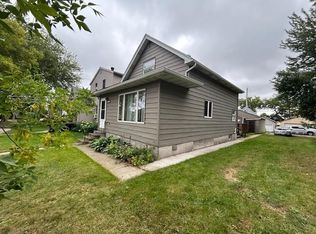 718 11th St N, Virginia, MN 55792
