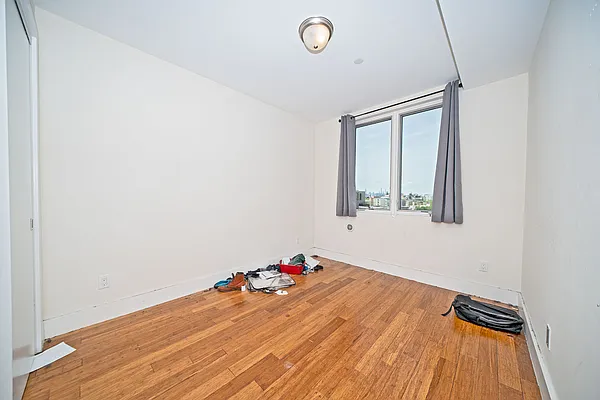 Rented by Level Group | media 35