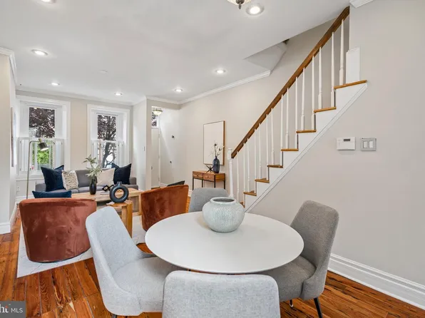 2810 Cambridge St, Philadelphia, PA 19130