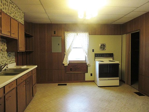 5th image of 608 N Elson St