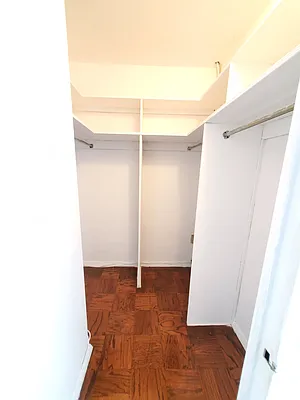 Rented by Weichert Manhattan Midtown | media 8