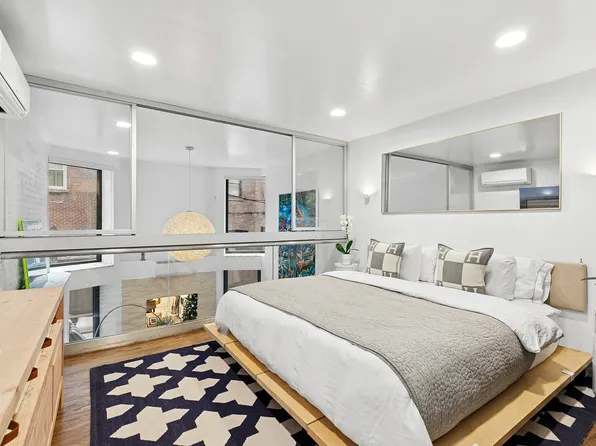 255 West 92nd Street image 8 of 10