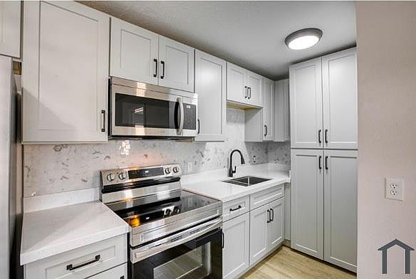 1st image of 317 S 9th St #4