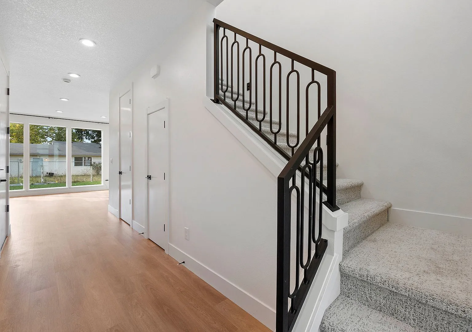 Newer Construction 3 Bedroom in a Cul-de-sac — Photo 3