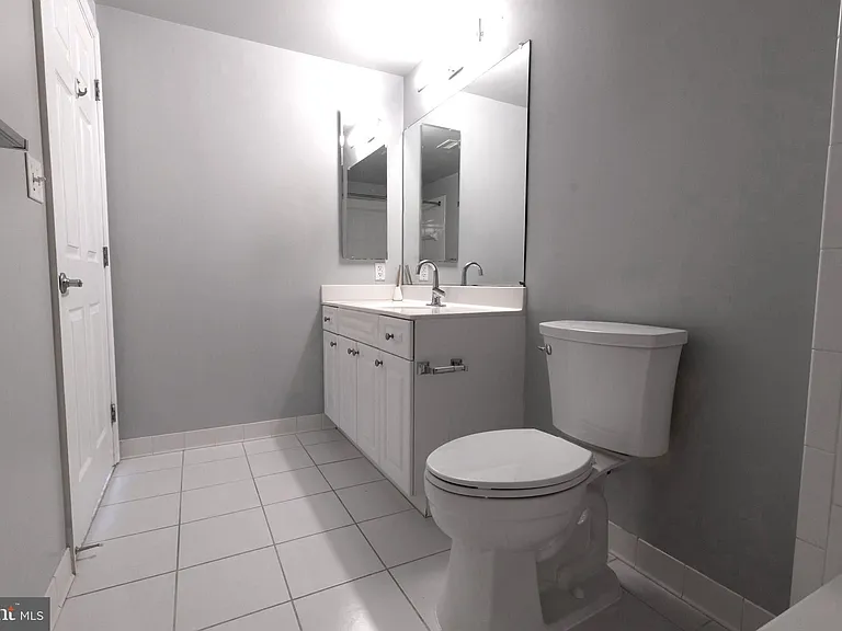 2726 Gallows Rd #1011 — Photo 12