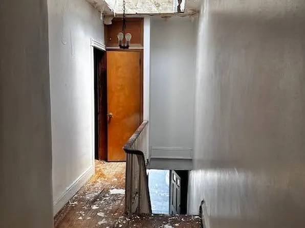445 Fairmount Avenue image 11 of 12