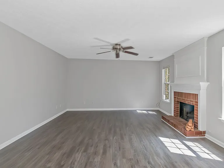 3309 Touchwood Ct SW — Photo 4