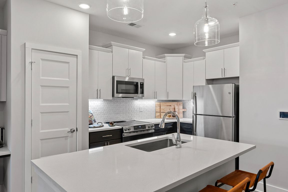 Hawthorne at Holbrook - 3 Whisperwood Way Candler NC | Zillow