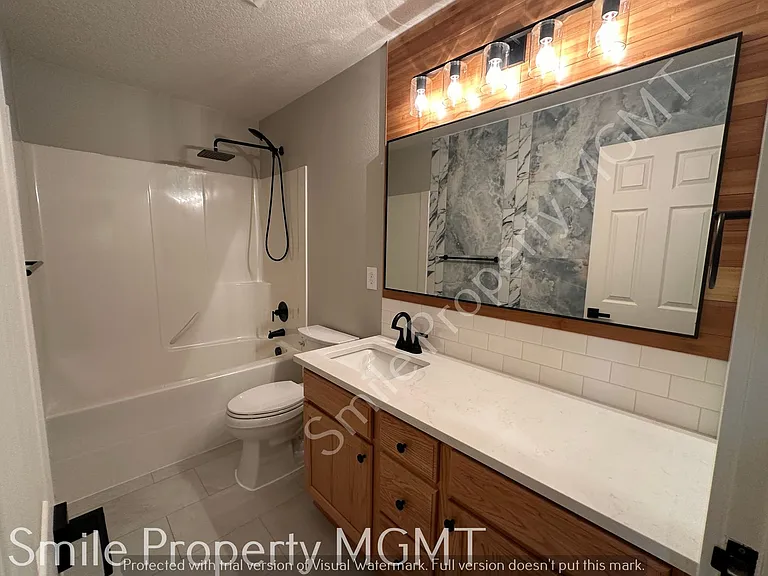 4524 SE Oakhurst St — Photo 30