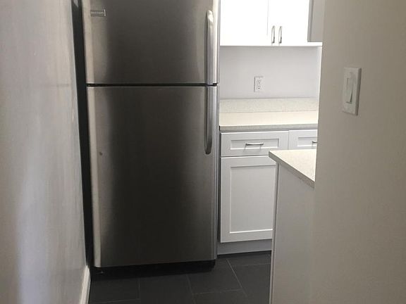 4th image of 129-03 135th Ave