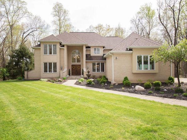 221 Stacey Hollow Dr, Lafayette, IN 47905