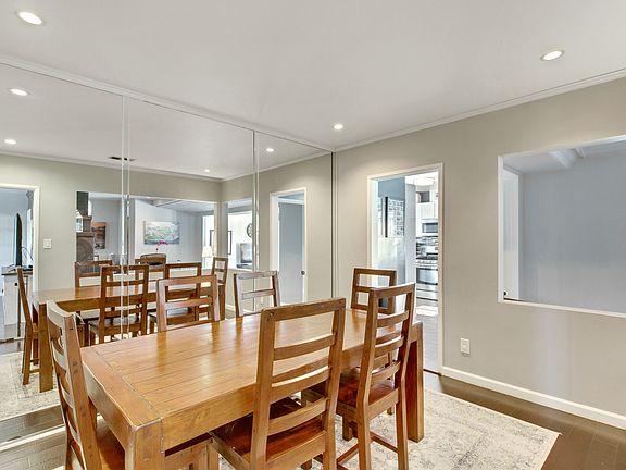 5th image of 4883 Presidio Dr