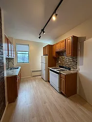 366 Knickerbocker Avenue