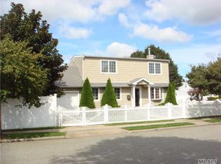 48 Fulton Ave, Hicksville, NY 11801