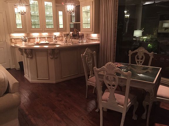 2nd image of 603 W Forest Dr