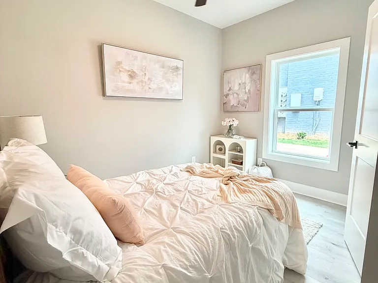 250 Summers Ave #102 — Photo 9