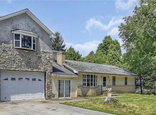 2041 State Route 32, Modena, NY 12548