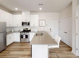 Fox & Foxx Crossings At Piscataway, Piscataway, NJ 08854