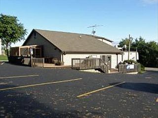 1st image of 3018 Hickory Dr