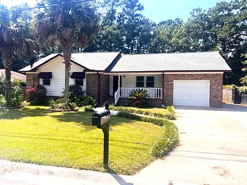 416 Longleaf Dr Photo 1