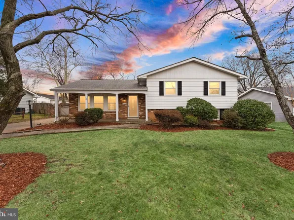 200 Williamsburg Rd, Sterling, VA 20164