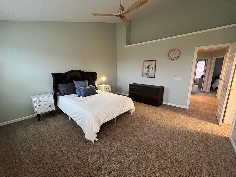 9460 Tanhurst Dr — Photo 22