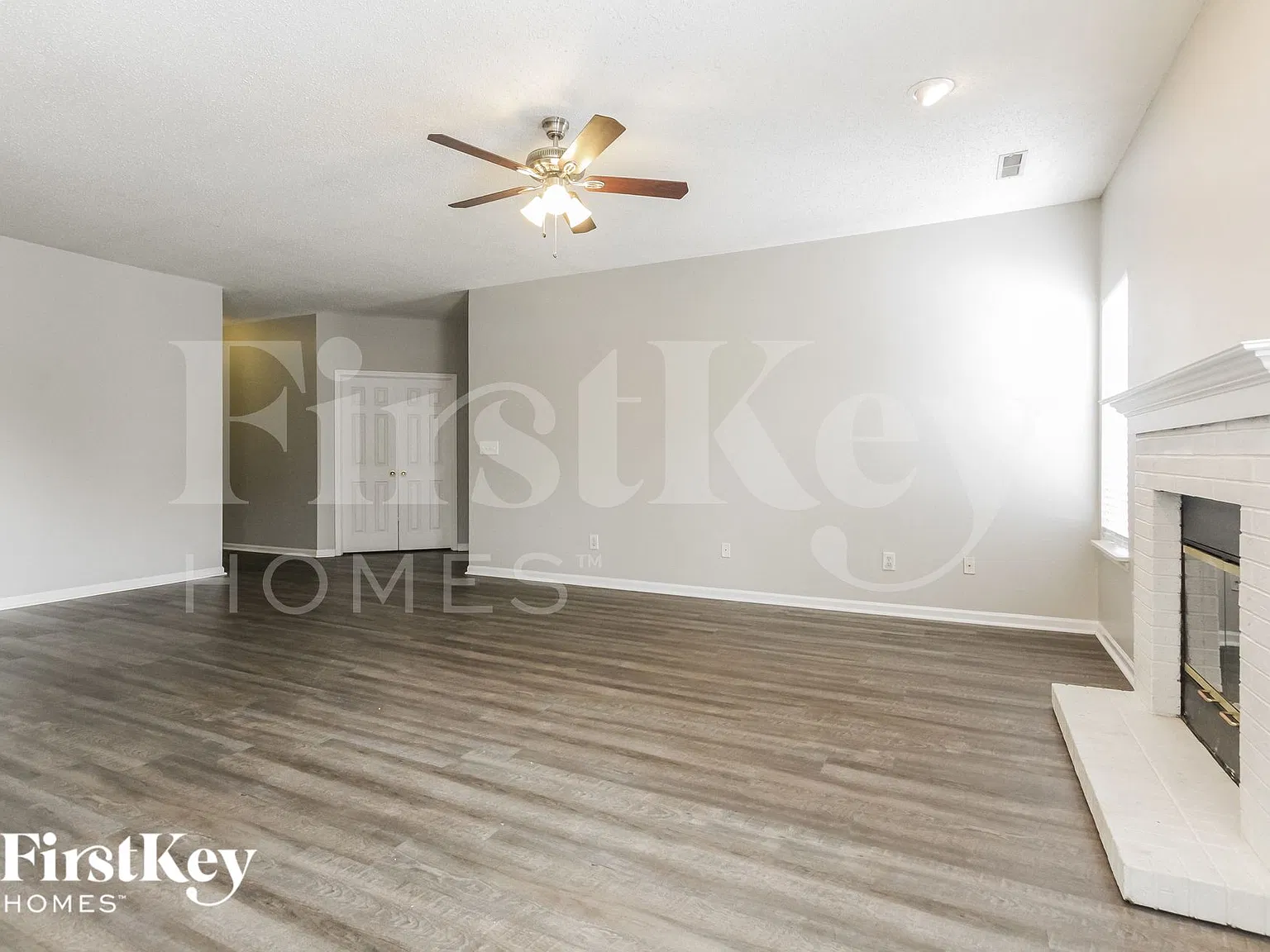3 bed, 2.0 bath, 1704 sqft, $2,040 — Photo 4