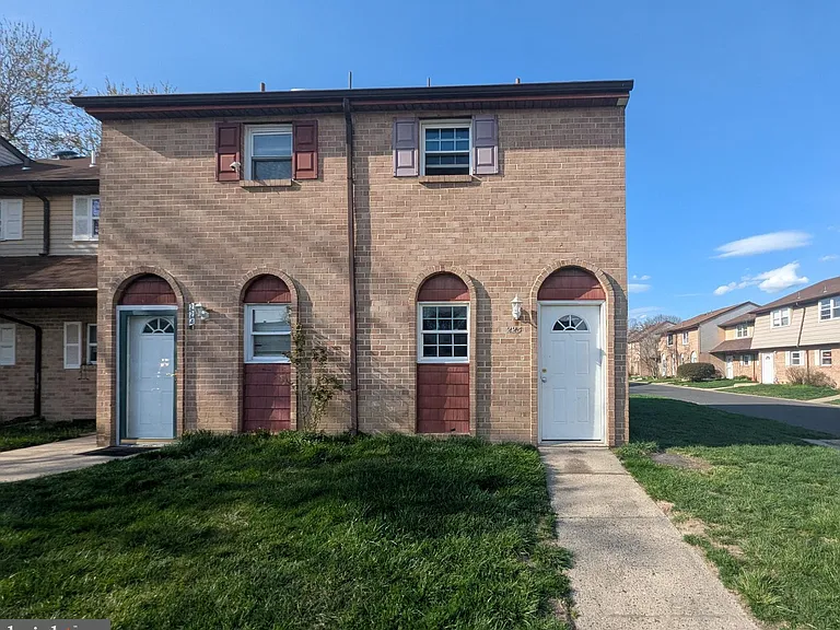 225 La Cascata — Photo 1