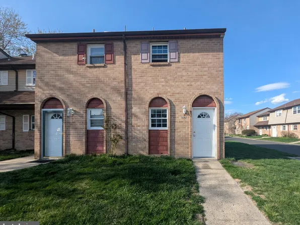 225 La Cascata, Clementon, NJ 08021