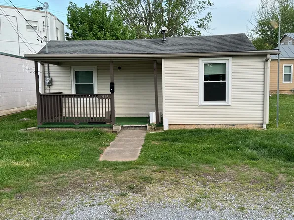 1516 King St, Salem, VA 24153