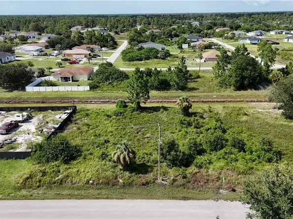 1169 Ebers St E, Lehigh Acres, FL 33974