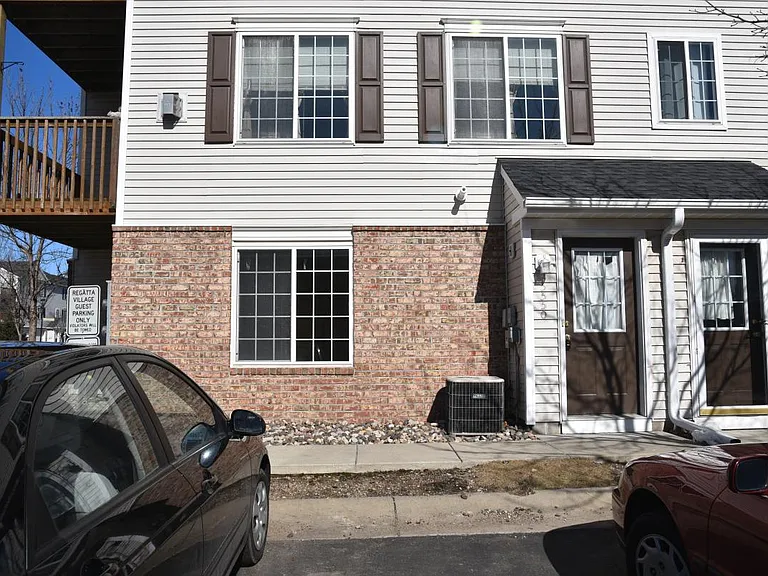15550 Foghorn Ln — Photo 5