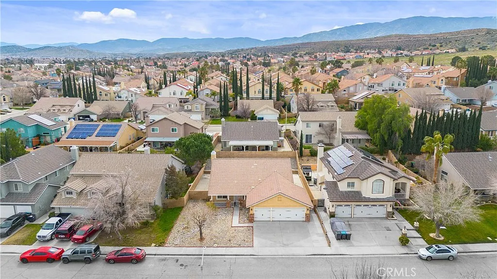 Building Photo - 3310 Caspian Dr