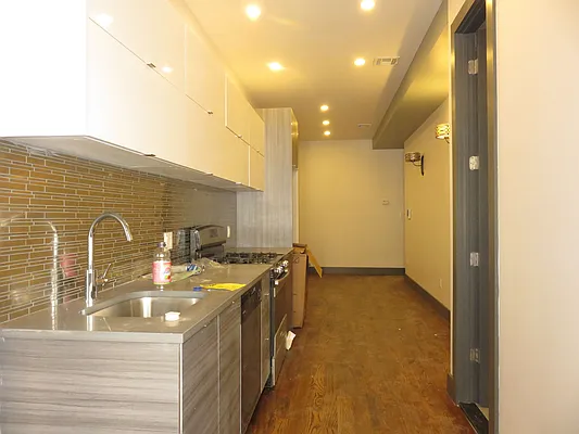 Rented by Rennit Inc. | media 94