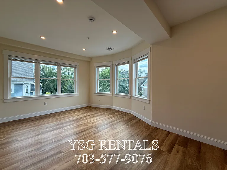 14 Dorr St #2 — Photo 13