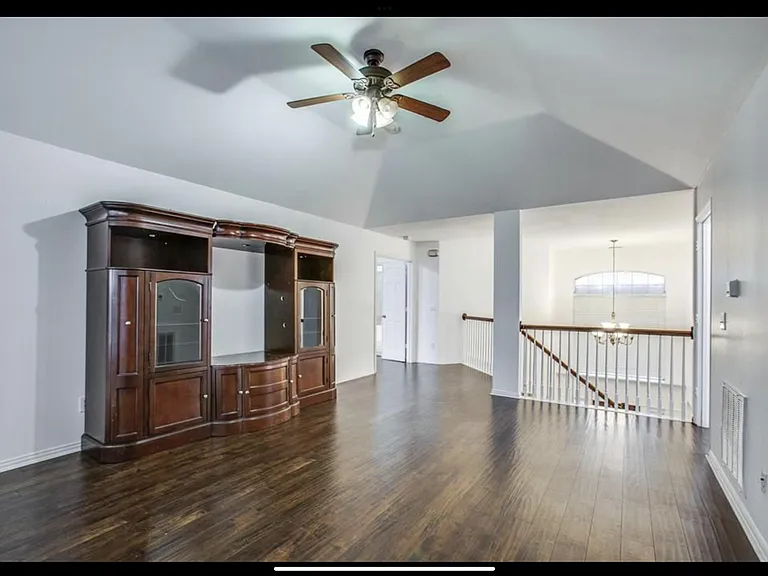 8513 Moraine Dr — Photo 15