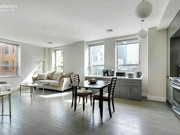 3rd image of 416 W 52nd St #719