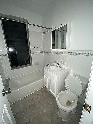 5th image of 761 44th St #C29