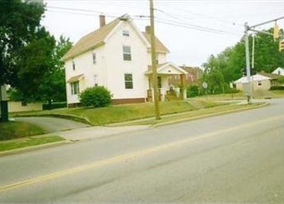 3rd image of 248 Liberty St