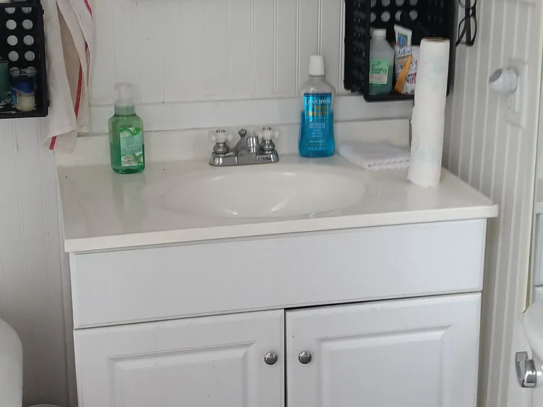 6363 Overbrook Ave #C — Photo 13