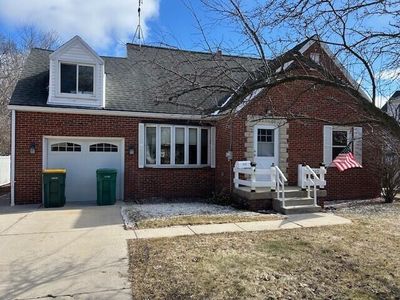 512 South Main STREET, Saukville, WI, 53080