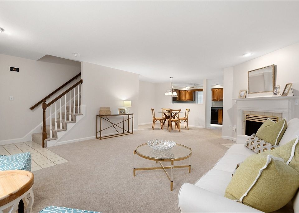 43 Whittier Meadows Dr UNIT 43, Amesbury, MA 01913 Zillow