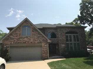 1721 York Rd, Oak Brook, IL 60523
