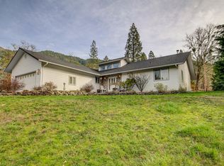 867 Savage Creek Rd, Grants Pass, OR 97527
