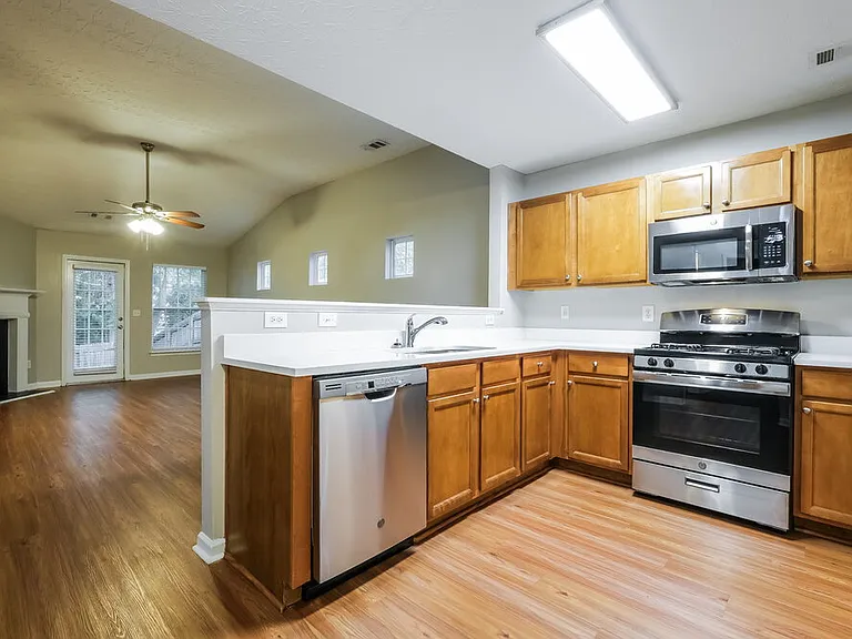 533 Arrowhead Dr — Photo 8